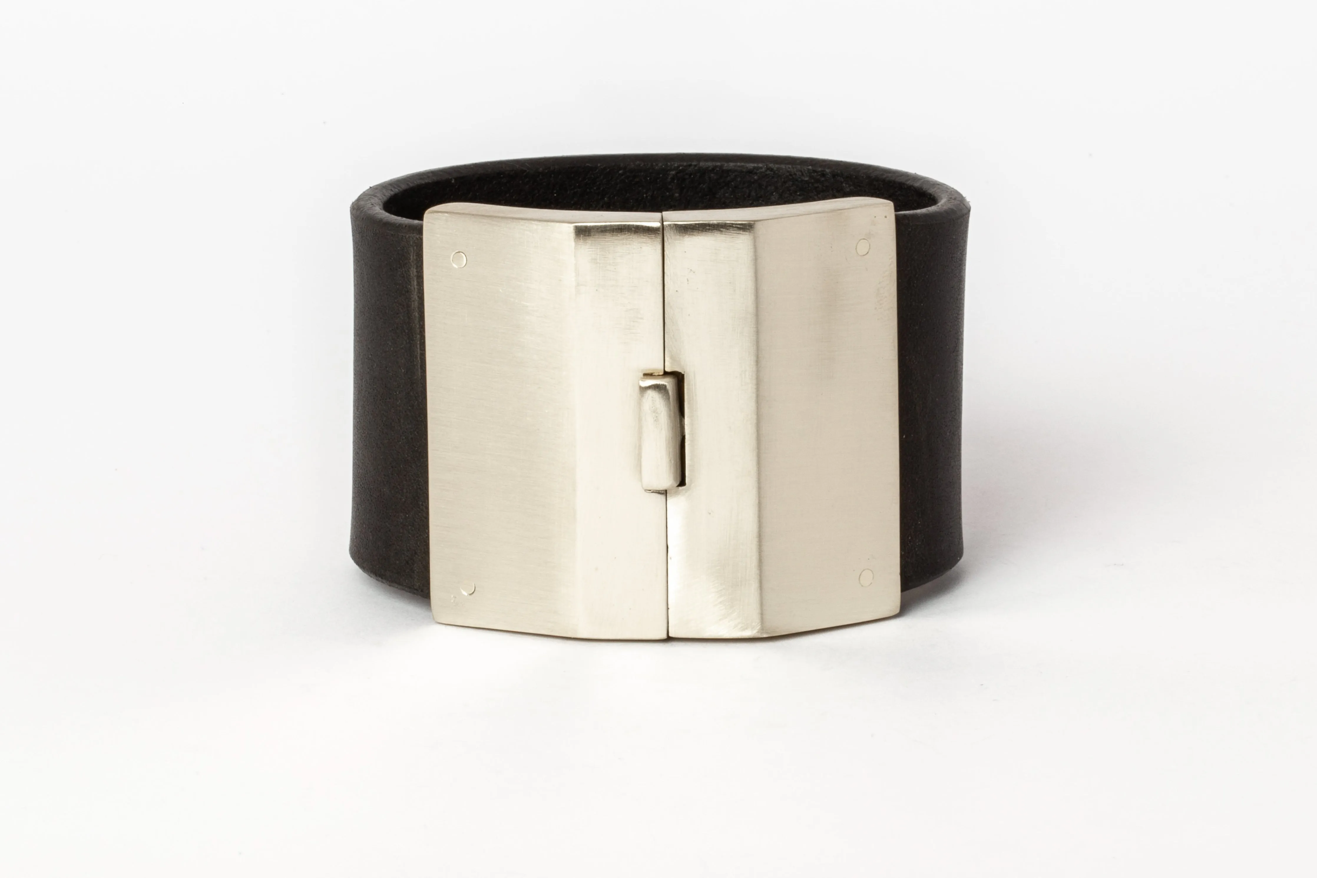 Box Lock Bracelet (Facet, Wide, BLK MA)