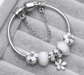 DAISY CHARM SILVER BRACELET