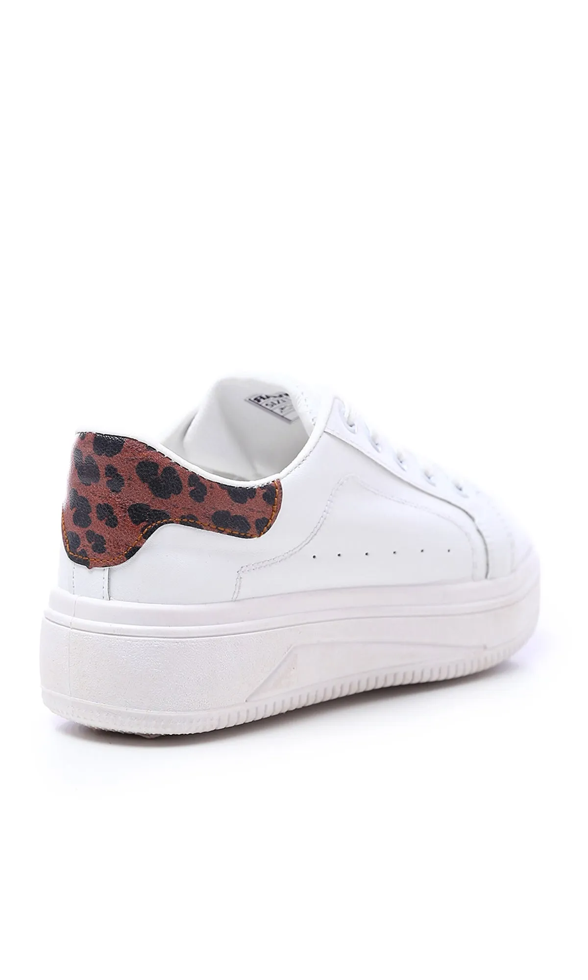 O177889 Round Toecap Sneakers With Leopard Back - White